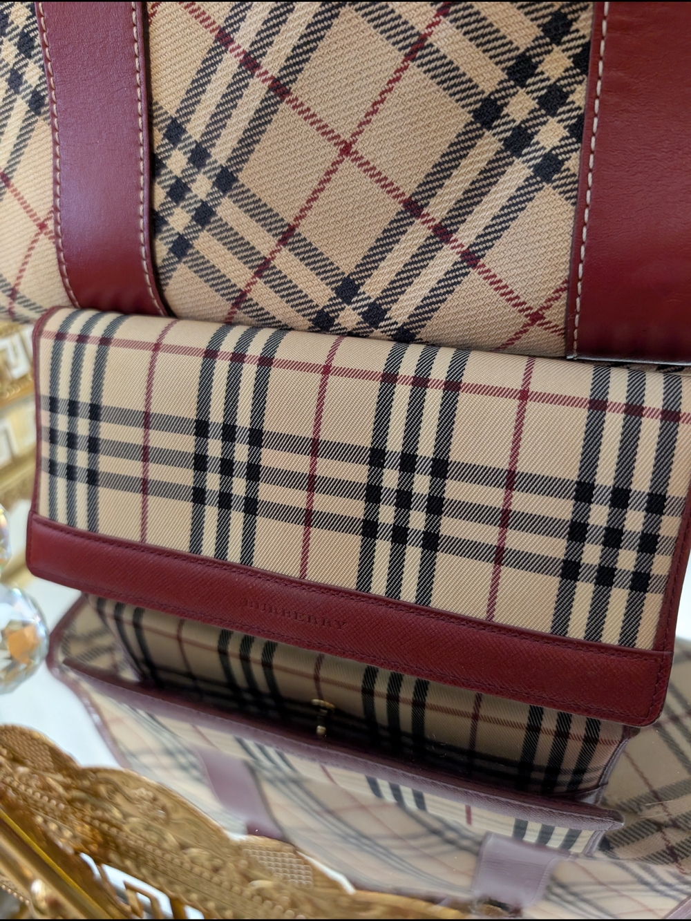 Burberry Beige Vintage Check Wallet with Burgundy Leather Trim - Picture 1 of 10